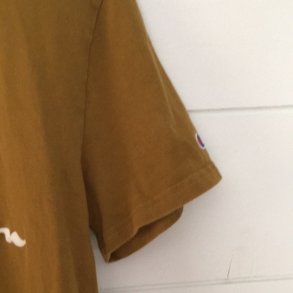 Champion T-Shirt - Picture 5 of 8